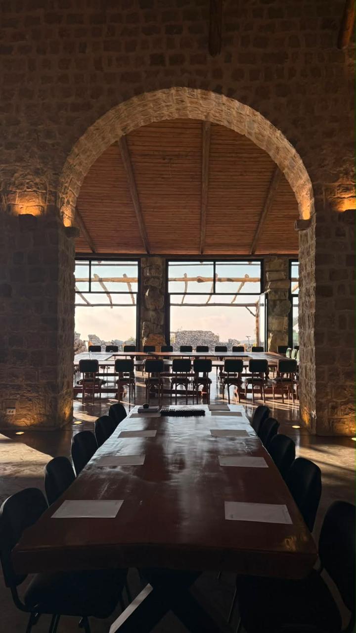 Stone arch opening onto the terrace at 1000M Venue